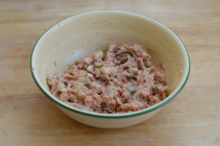 烫面千层肉饼步骤2