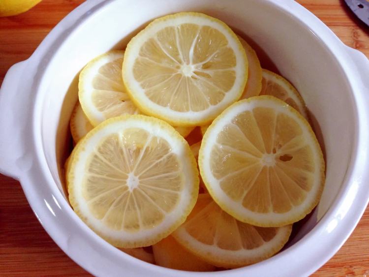 冰糖炖柠檬#新鲜从这步骤5