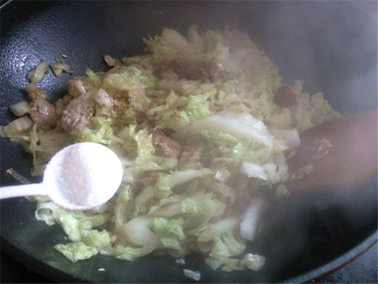 白菜丸子炖豆腐步骤9