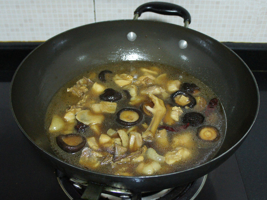 香菇鸡步骤10