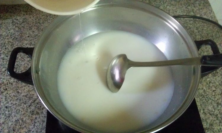 香蕉牛奶燕麦粥步骤4