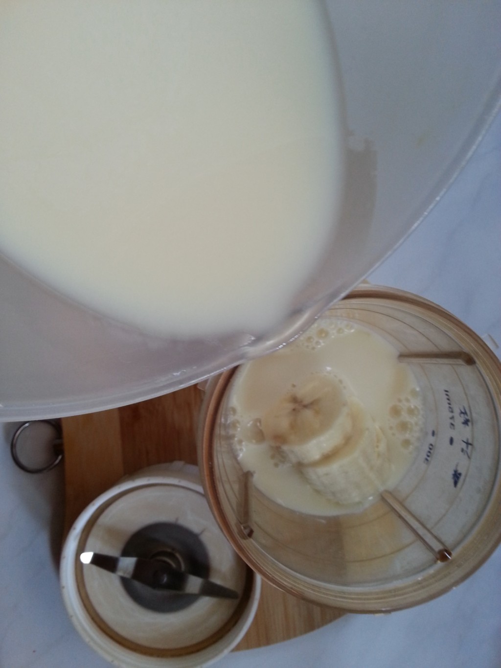 香蕉豆浆步骤6
