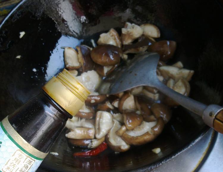 花样香菇炒油菜步骤8