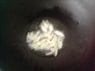 白菜炖粉皮步骤3