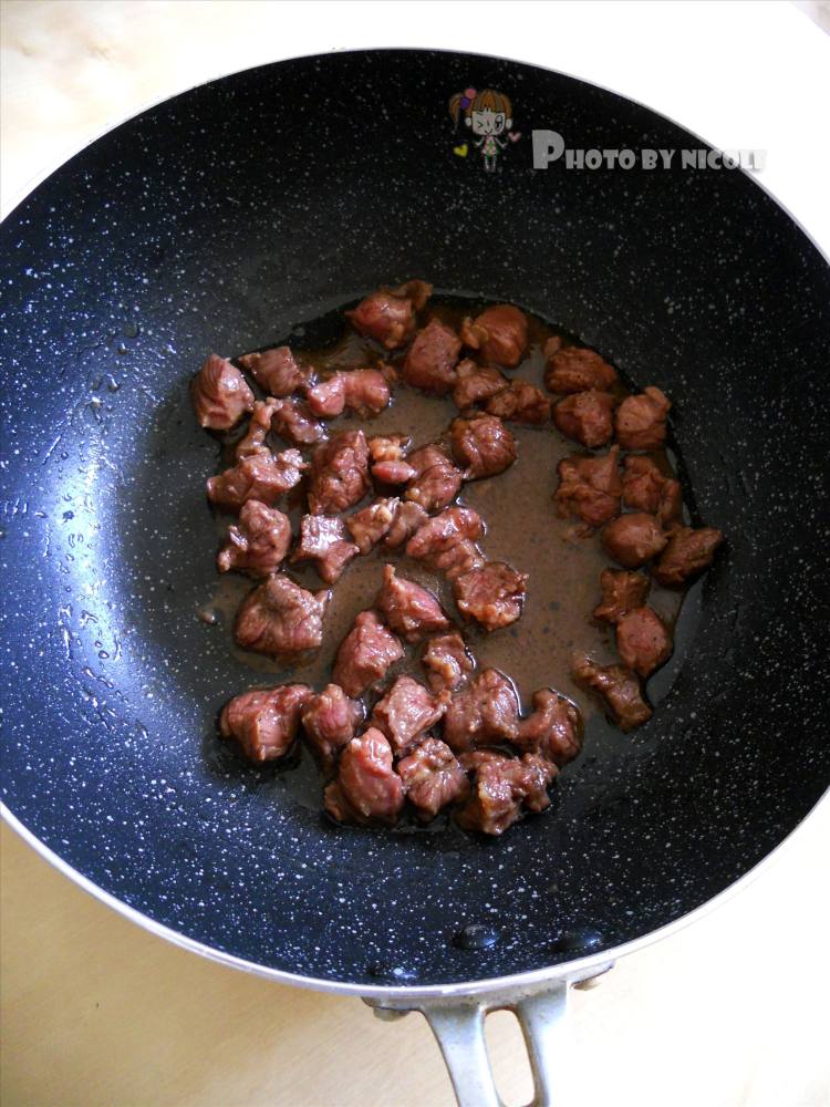 火龙燕麦牛肉粒步骤2