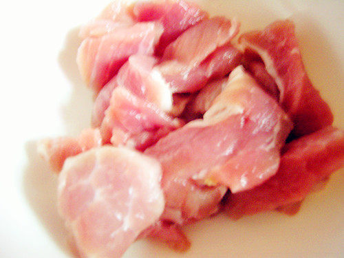 黑木耳炒肉丝步骤2