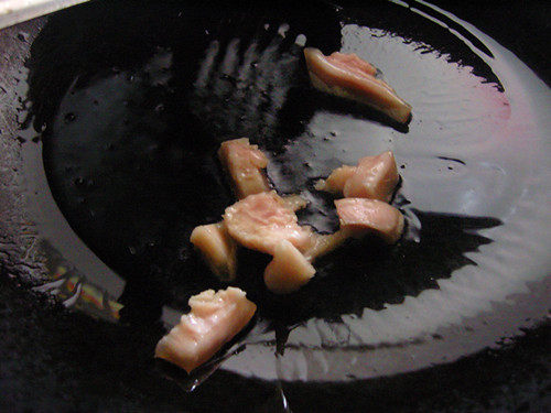 黑木耳炒肉丝步骤6