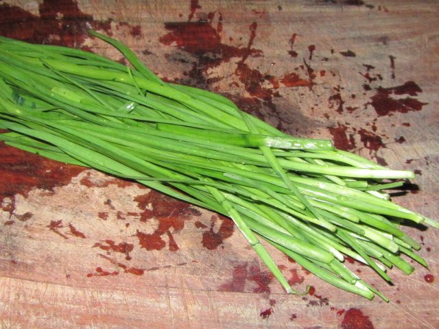 煎馄饨——豆皮韭菜虾步骤1