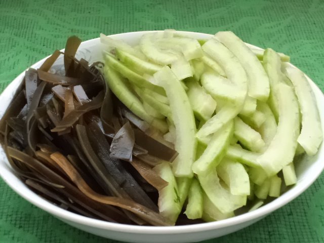 糖醋海带瓜条步骤3