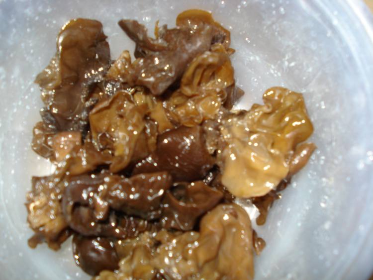 黑木耳拌绿豆芽步骤2