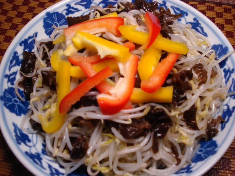 黑木耳拌绿豆芽步骤12