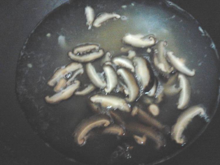 香菇青菜羹步骤3