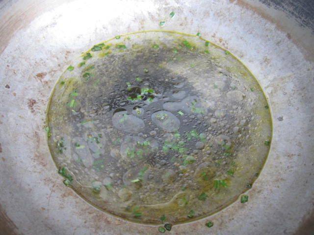 韭菜鸡蛋打卤面步骤4