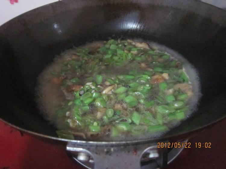 芸豆炒香菇步骤6