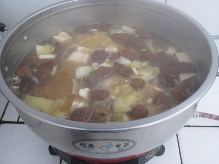 豆腐绿豆丸子汤步骤7