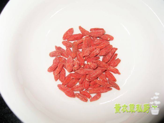 排骨白玉菇汤步骤5