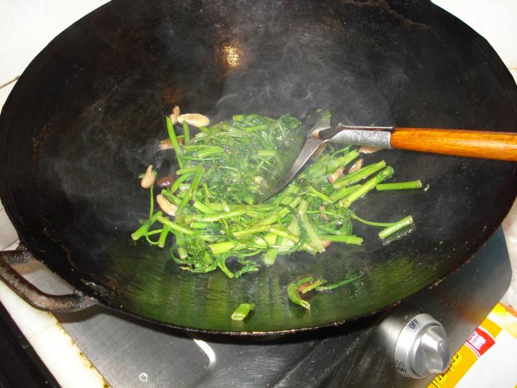 香菇竹叶菜步骤5