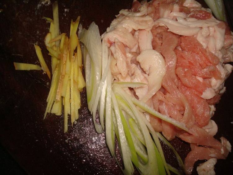 芹香豆腐皮步骤3