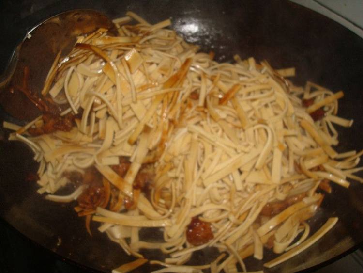 芹香豆腐皮步骤8