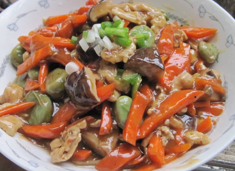 香菇滑鸡丝步骤7