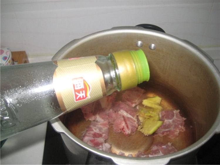 排骨苦瓜汤步骤6