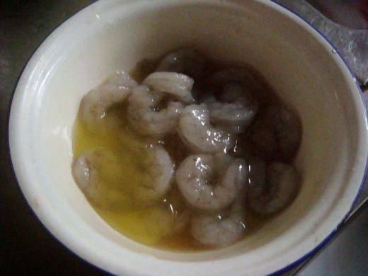 木瓜西芹虾仁步骤3