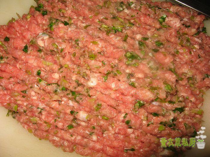 口蘑菠菜汆丸子步骤7