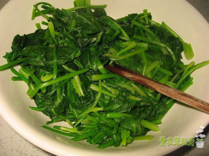 口蘑菠菜汆丸子步骤11