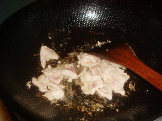 菠萝白菜炒肉步骤6