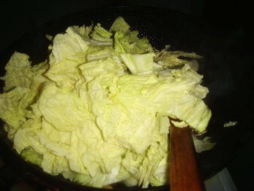 菠萝白菜炒肉步骤9