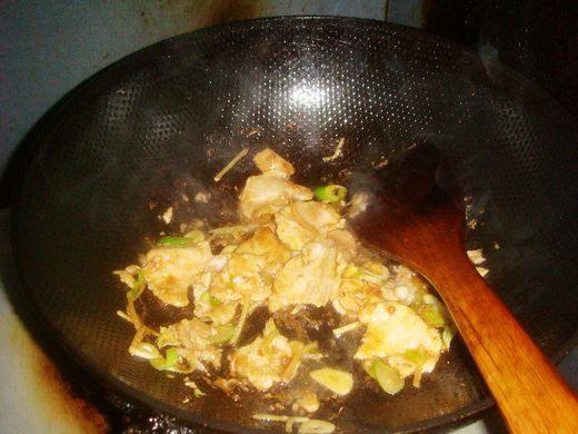 菠萝白菜炒肉步骤8
