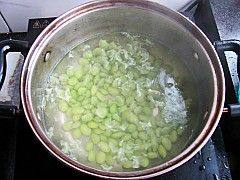 双菇毛豆鸡丁步骤3