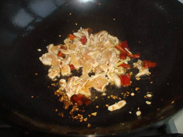 鸡肉炒黄面—新疆味道步骤3