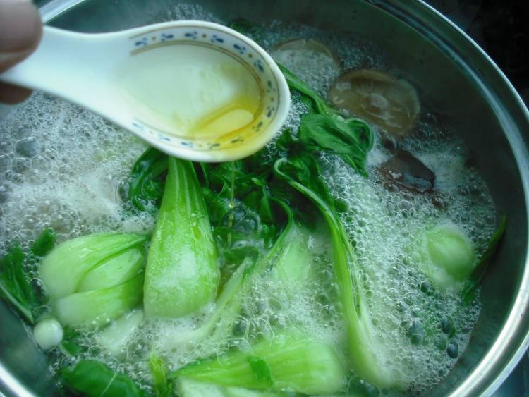 香菇扒菜胆步骤5