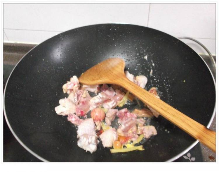 原味香菇炒鸡仔步骤3