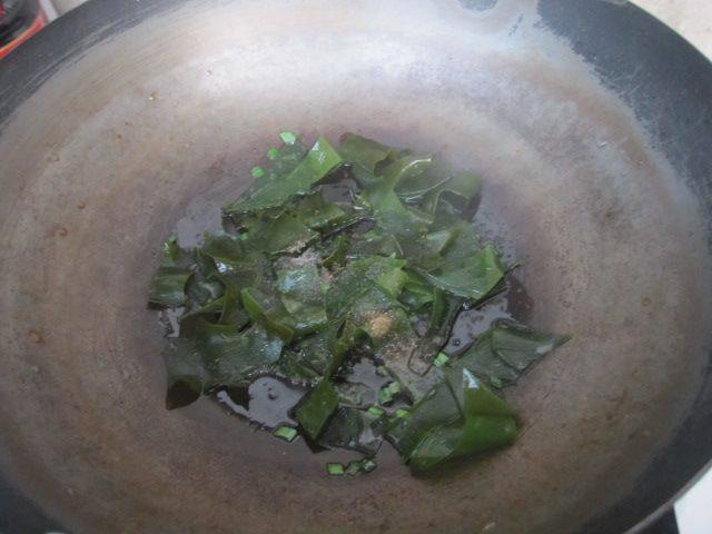 海带鸡蛋汤步骤4