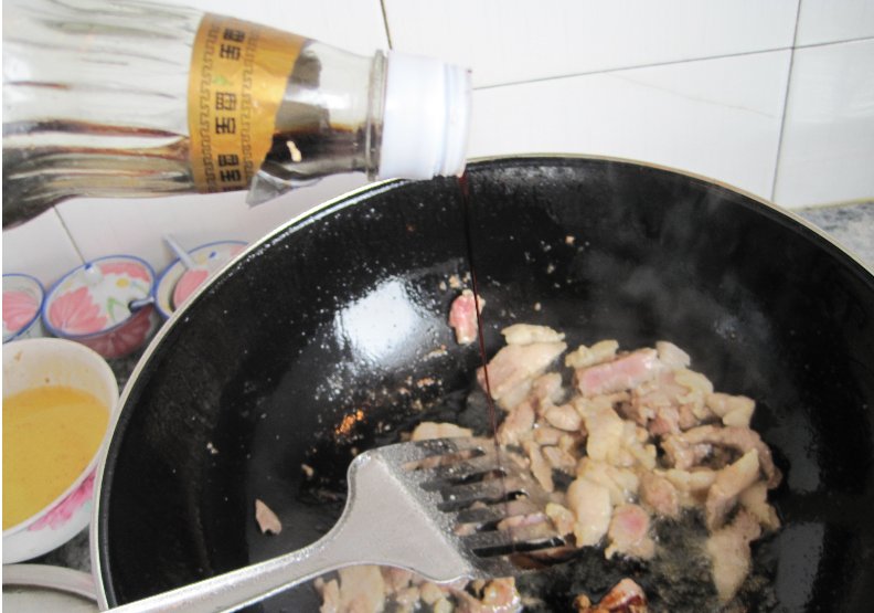 香菇炖肉步骤4