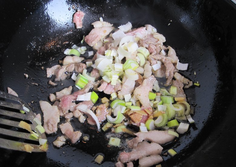 香菇炖肉步骤5