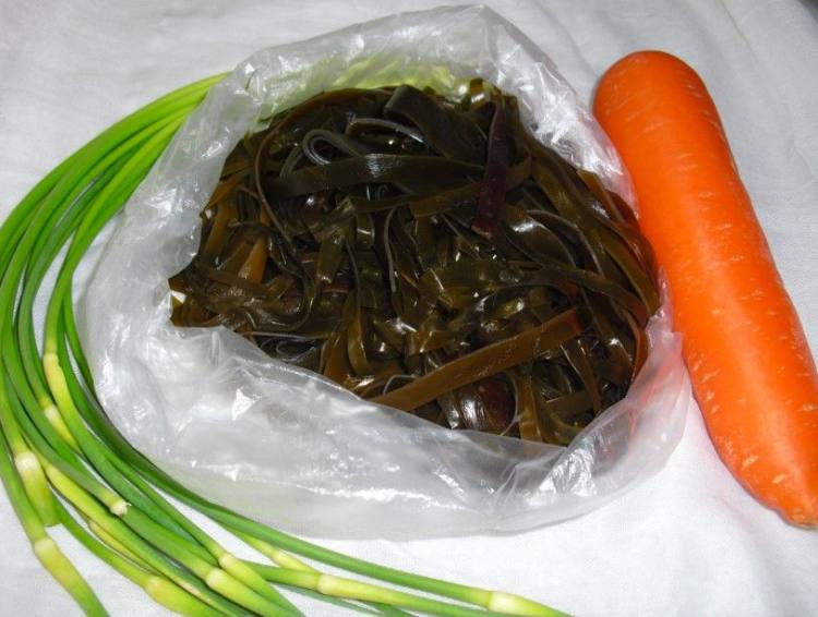 海带蒜苔小凉拌步骤1