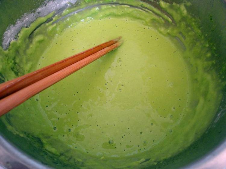 菠菜鸡蛋软饼步骤4