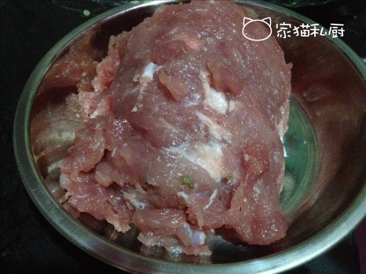 三鲜水煎饺步骤3