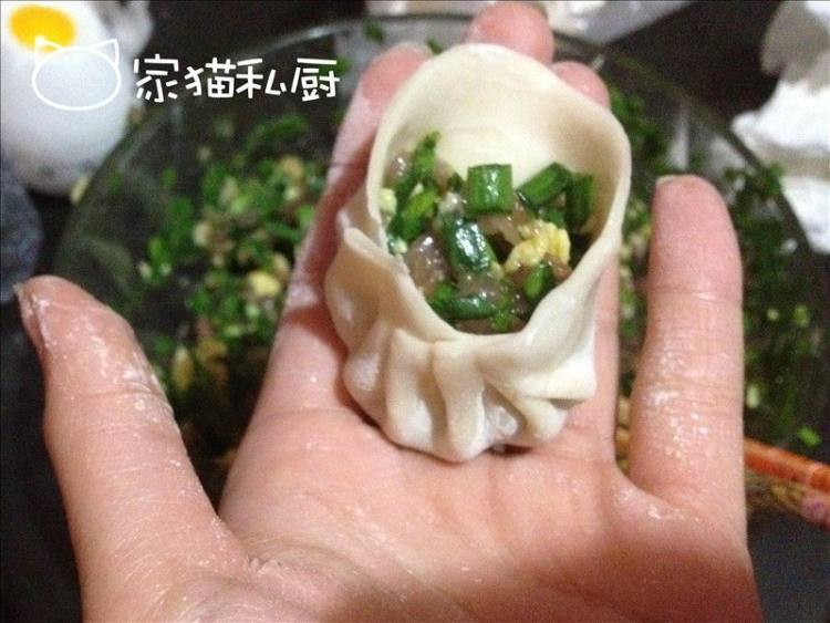三鲜水煎饺步骤8