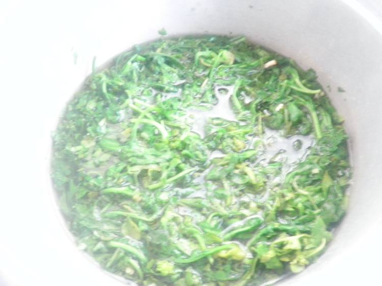 荠菜团子步骤7