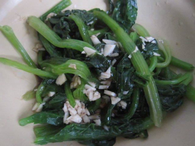 陈醋菠菜花生米步骤7