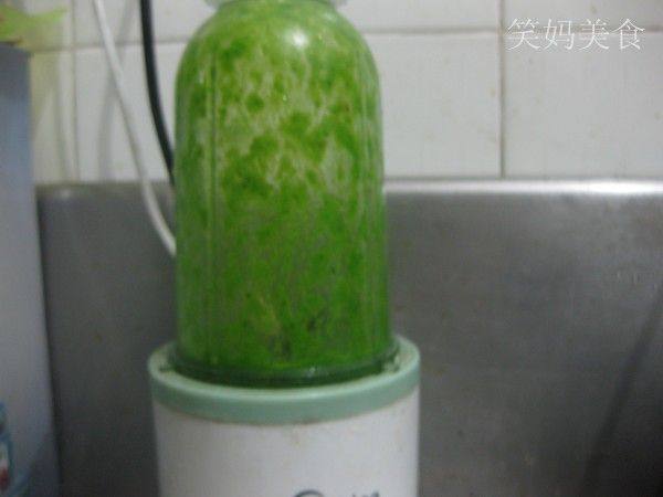 翡翠菠菜鸡蛋饼步骤2