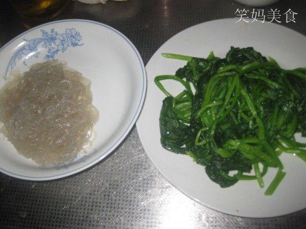 凉拌菠菜粉条步骤4