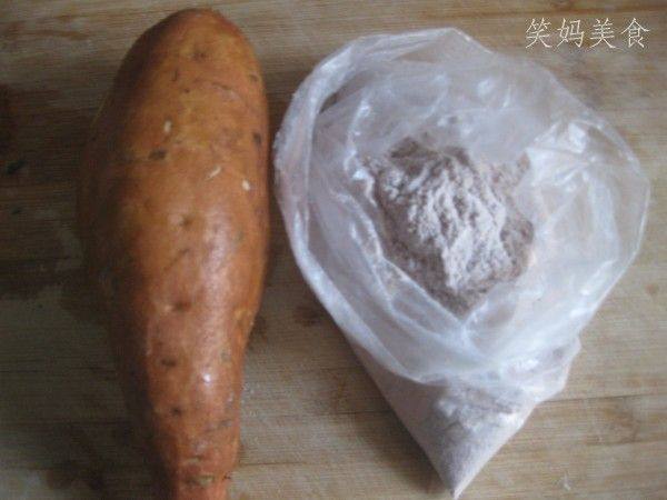 糯玉米红薯粥步骤1