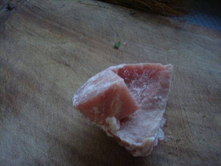 韭菜肉丁水饼步骤1