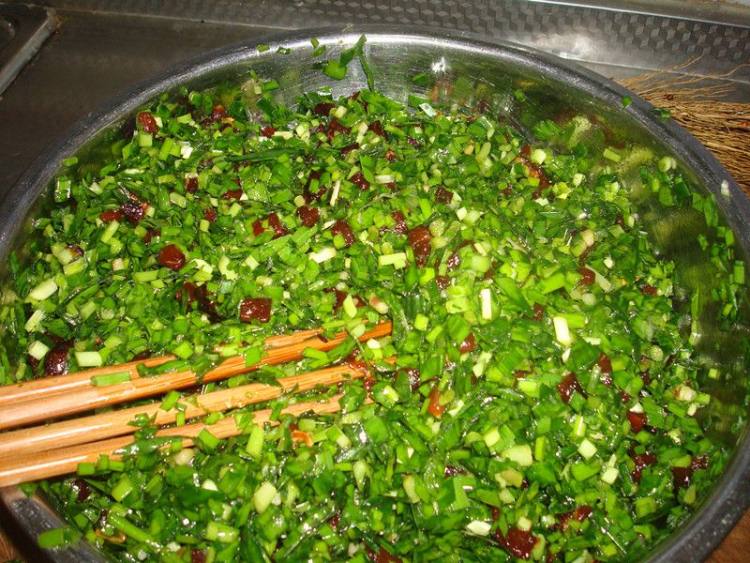 韭菜肉丁水饼步骤6
