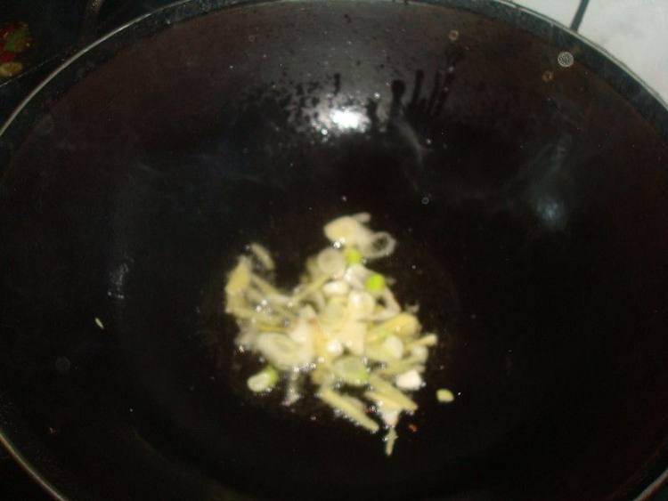 菠菜炖粉皮步骤1